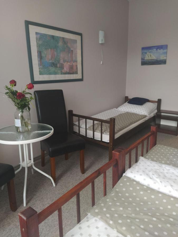 Hotel Koruna Penzion Teplice nad Metují Extérieur photo